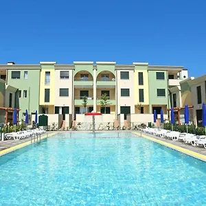 Appartement Farnie Lido Altanea